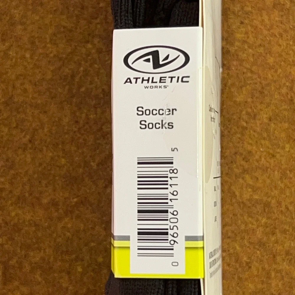 Athletic Works Unisex Medium Black Cushioned Compression Soccer Socks NWT